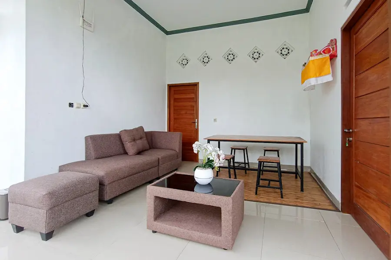 Urbanview Villa Pondok Uma Sari Ubud - Urbanview Villa Pondok Uma Sari Ubud Jl. Raya Uma, Tampaksiring, Kec. Tampaksiring, Kabupaten Gianyar, Bali 80552, Indonesia