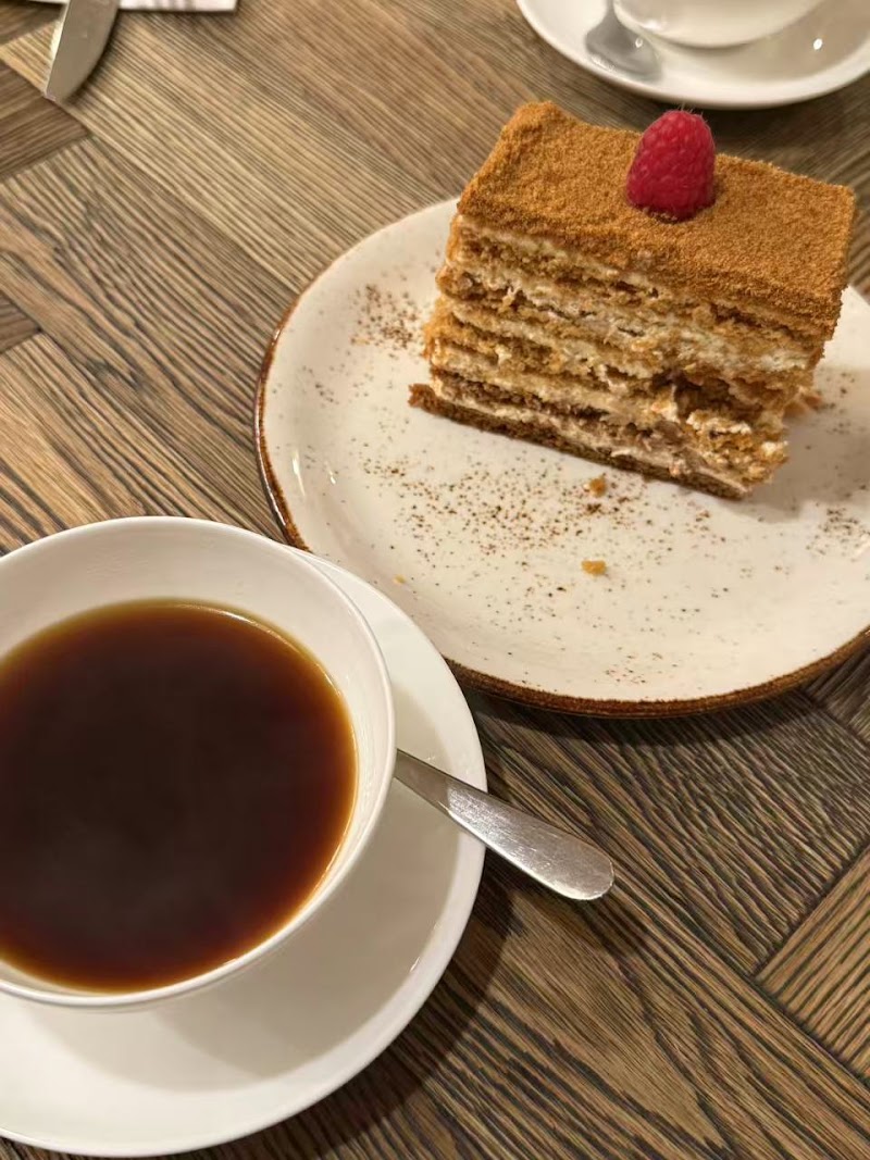 L'ETO Belgravia - L'ETO Belgravia, 10 W Halkin St, London SW1X 8JL, UK