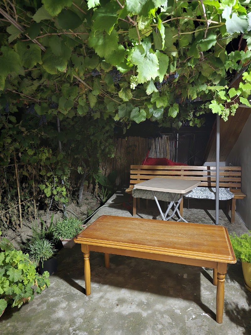 Guesthouse & Hospitality - Guesthouse & Hospitality, Rruga e Bregut, Berat 5001, Albania
