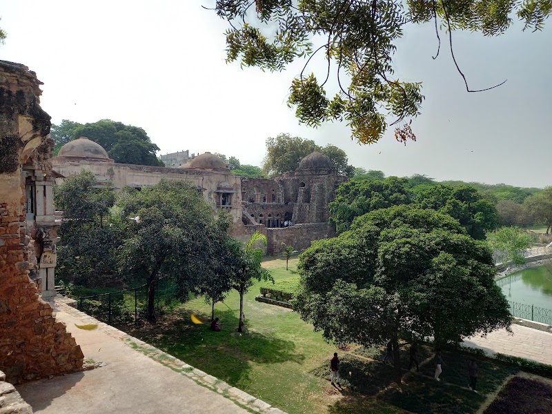Hauz Khas Complex - Hauz Khas Complex H53V+7C6, Hauz Khas Fort Rd, Hauz Khas Village, Deer Park, Hauz Khas, New Delhi, Delhi 110016, India