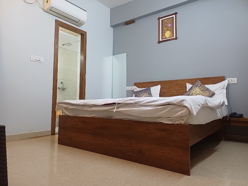 Good Life Rooms - Good Life Rooms near IOn digital, Amrit Nagar, Debari, Udaipur, Rajasthan 313024, India