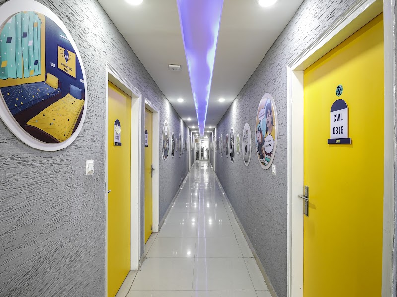 Stanza Living Cardiff House | PG for Males in Laxmi Nagar - Stanza Living Cardiff House | PG for Males in Laxmi Nagar K-115-122, Mangal Bazar, Guru Ram Das Nagar, Laxmi Nagar, New Delhi, Delhi, 110092, India