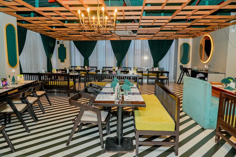 The Globe Grub | Buffet Restaurant - The Globe Grub | Buffet Restaurant SECOND FLOOR, Apurupa Towers, H.NO. 8-2-293/82/A/245, Road No. 36, behind jathara restaurant, Jawahar Colony, Jubilee Hills, Hyderabad, Telangana 500033, India