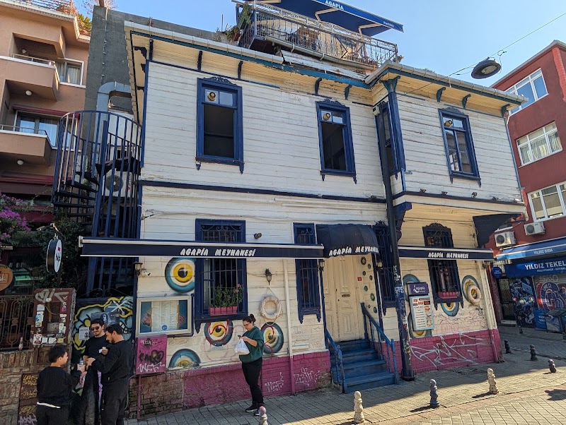 Agapia Kadıköy Meyhanesi - Agapia Kadıköy Meyhanesi, Caferağa, Kadife Sk. No:29, 34710 Kadıköy/İstanbul, Türkiye