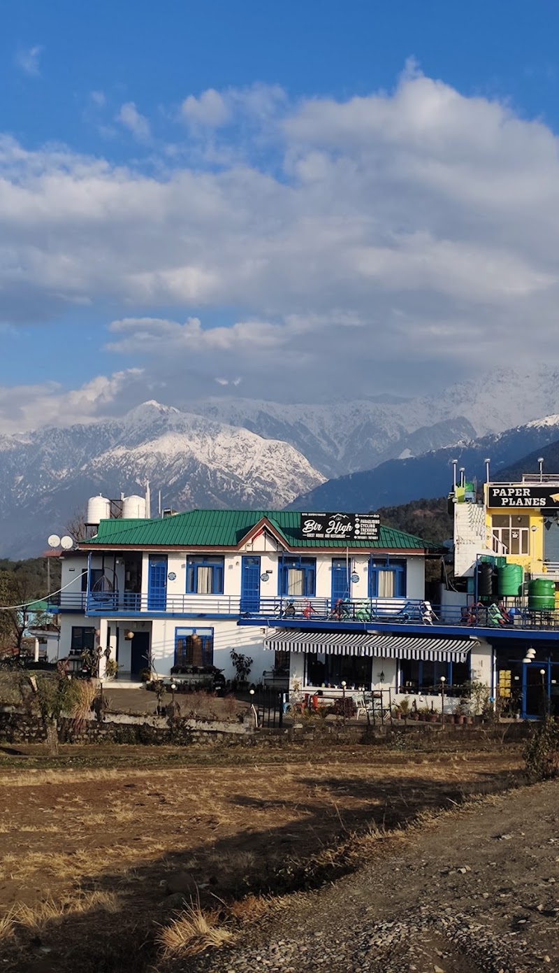 BIR HIGH - BIR HIGH Bir Landing Site Suja, Bir, Suja, Himachal Pradesh 176077, India