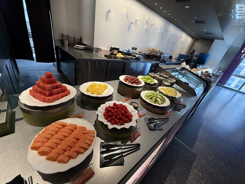 URBAN PARADISE Xinyi Branch - URBAN PARADISE Xinyi Branch 110, Taiwan, Taipei City, Xinyi District, Xingya Village, Songgao Rd, 11號5樓