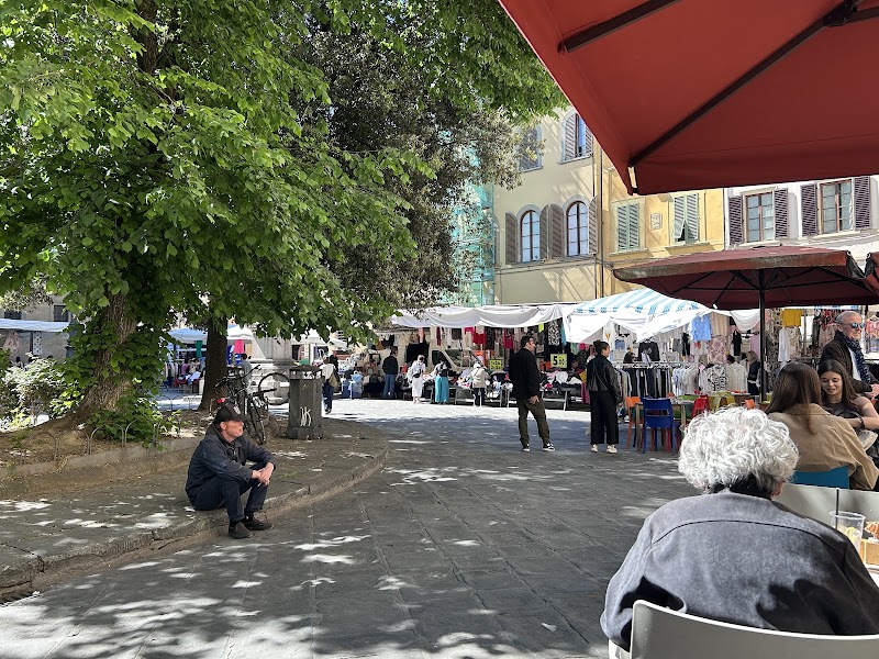 Piazza Santo Spirito - Piazza Santo Spirito Via Sant'Agostino, 50125 Firenze FI, Italy