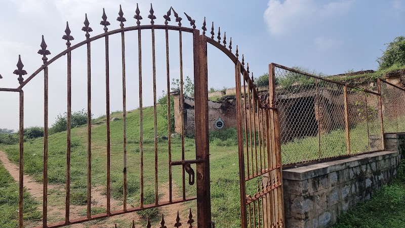 Delhi gate bridge - Delhi gate bridge, CMGG+777, Srirangapatna, Karnataka 571438, India