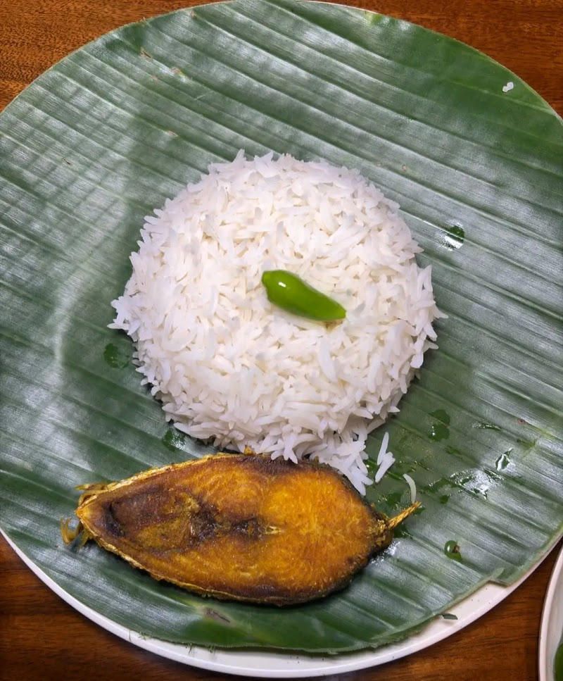 Bhojohori Manna - Bhojohori Manna, 11A, Esplanade East, beside KC Das, Maidan, Esplanade, Chowringhee North, Bow Barracks, Kolkata, West Bengal 700069, India