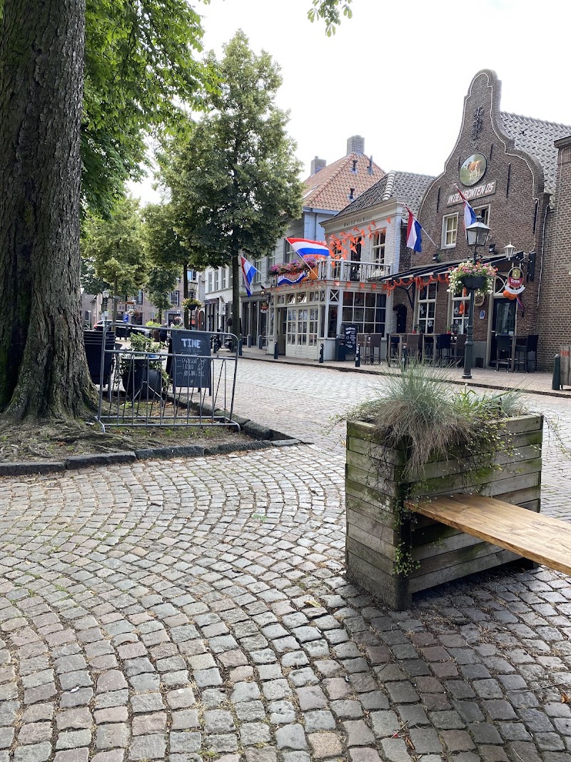 Bruin Café Oud Brabant - Bruin Café Oud Brabant Markt 14, 5688 AJ Oirschot, Netherlands