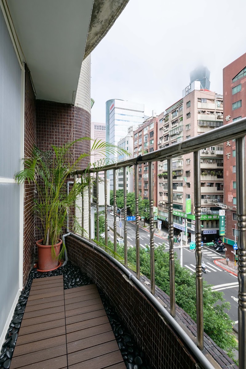 Members Hotel - Members Hotel 110, Taiwan, Taipei City, Xinyi District, Zhongxing Village, Section 2, Keelung Rd, 22號5樓