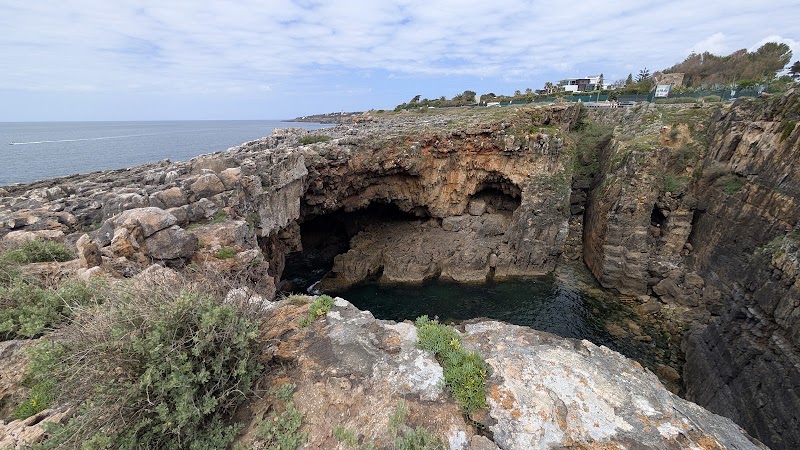 Rocha do Inferno - Rocha do Inferno Quiosque Rocha do Inferno, Boca do Inferno, Av. Rei Humberto II de Itália, 2750-800 Cascais, Portugal