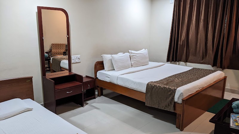 Hotel Mayura Velapuri Belur - Hotel Mayura Velapuri Belur, Temple Road, 5V78+V59, SH110, Belur, Karnataka 573115, India