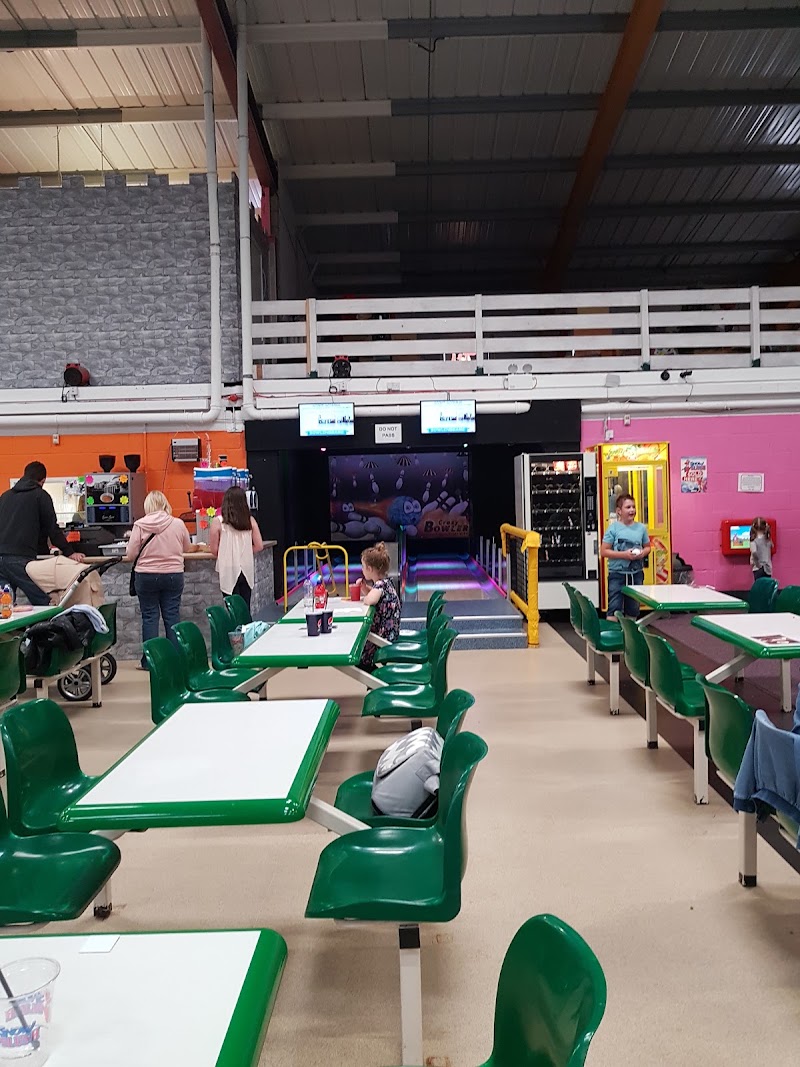 Dragons Den Soft Play - Dragons Den Soft Play 29-30, Aberaman Park Ind. Est, Aberdare CF44 6DA, UK