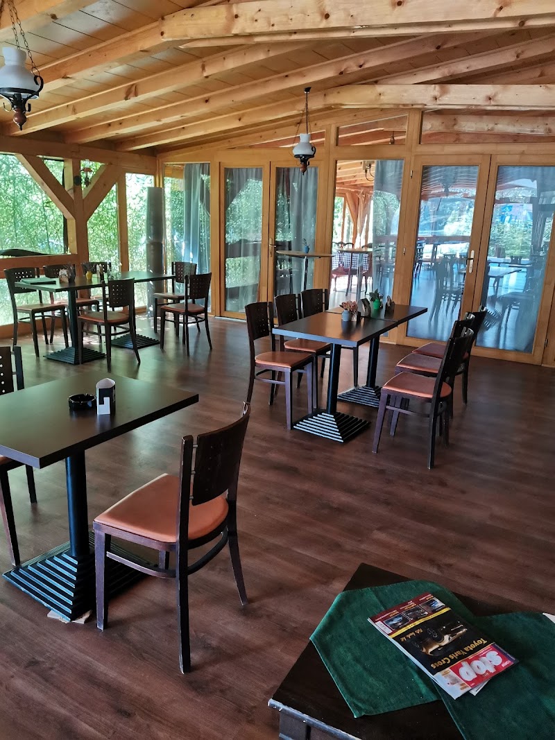 Hotel Avion - Hotel Avion, Ivanská cesta 15A, 821 04 Bratislava-Ružinov, Slovakia