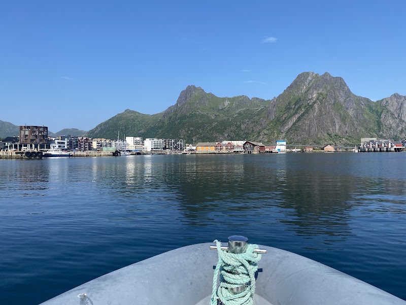 Lofoten Explorer AS - Lofoten Explorer AS Joh. E. Paulsens gt. 12, 8300 Svolvær, Norway