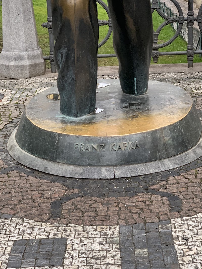 Statue of Franz Kafka - Statue of Franz Kafka, Dušní, 110 00 Praha 1-Staré Město, Czechia