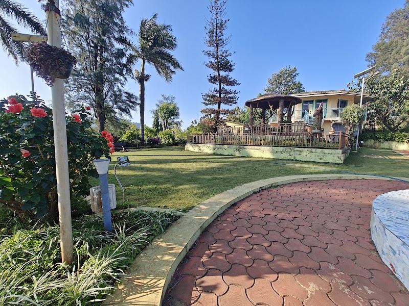 Step Garden - Step Garden HPHV+RRQ, Saputara, Gujarat 394720, India