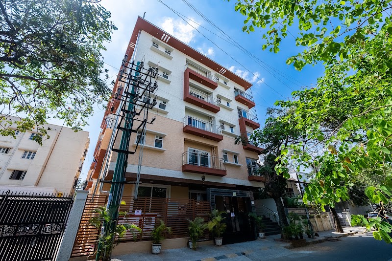 HelloWorld Castle-Prague | Coliving PG in BTM Layout | PG for Ladies & Gents