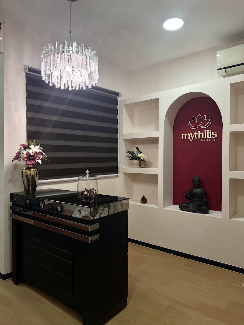 Mythili's Salon & Beauty Parlour - Mythili's Salon & Beauty Parlour, 132A Serangoon Rd, Singapore 218028