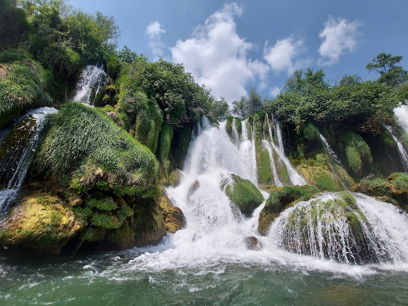 Kravica Waterfall - Kravica Waterfall Zvirići 88320, Bosnia and Herzegovina