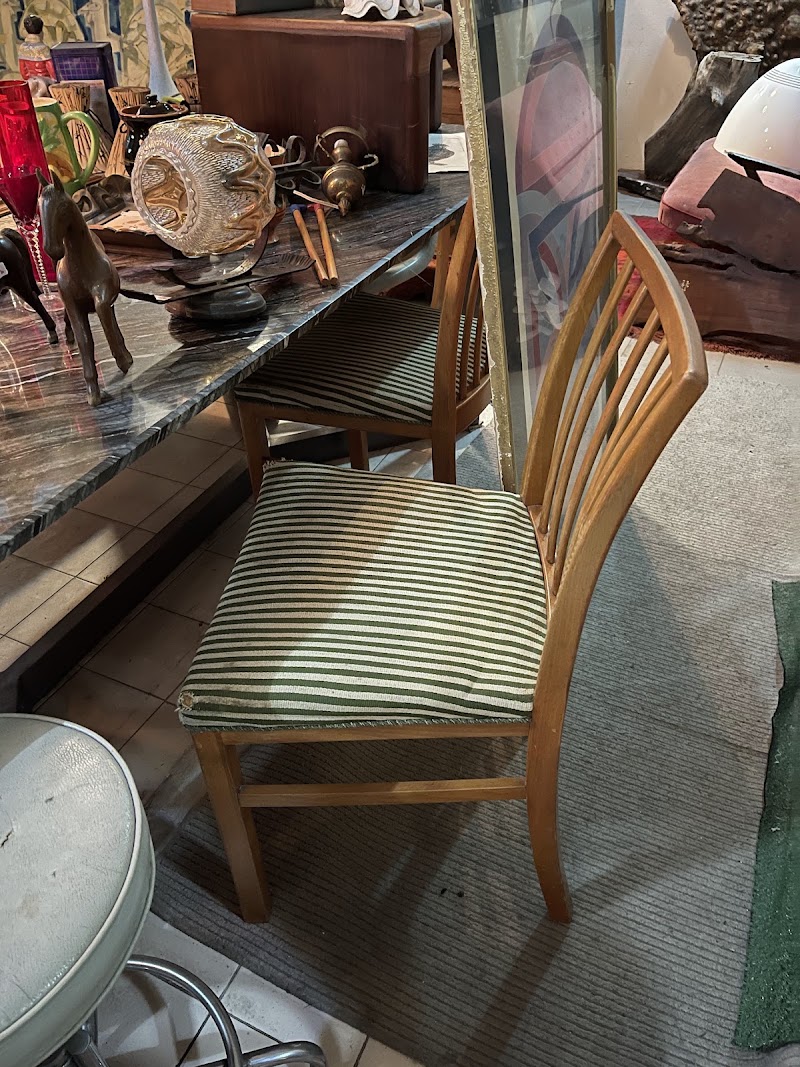 Y50 - Y50, 24 26 ซ. เอกมัย 21 Khwaeng Khlong Tan Nuea, Watthana, Krung Thep Maha Nakhon 10110, Thailand