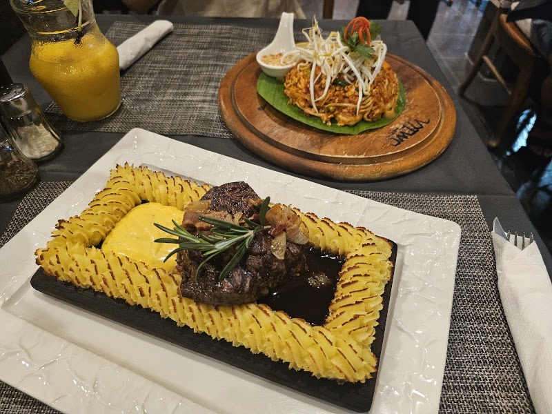 Two Chefs Kata Beach - Two Chefs Kata Beach, ถนน กะตะ - โคกโตนด ซอย 3 Tambon Karon, Amphoe Mueang Phuket, Chang Wat Phuket 83100, Thailand