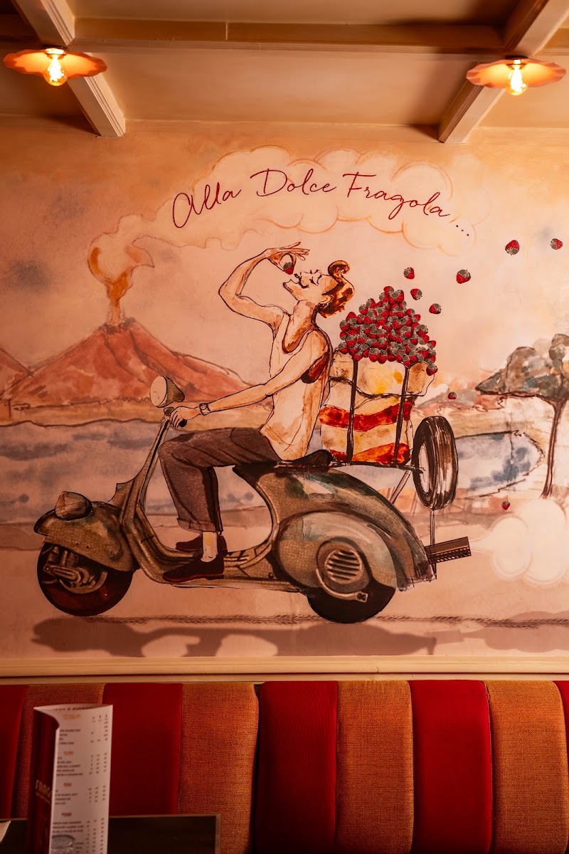 Fragola Marais - Trattoria Italienne & Brunch - Fragola Marais - Trattoria Italienne & Brunch 7 Rue Rambuteau, 75004 Paris, France