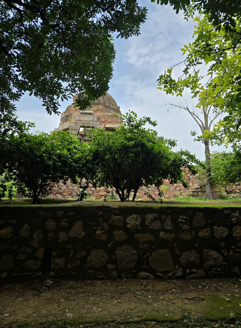 Darya Khan's Tomb - Darya Khan's Tomb H6C8+QP3 Tower 1, Type 7, Dr Shyama Prasad Mukherjee Chowk, Block C, East Kidwai Nagar, Kidwai Nagar, New Delhi, Delhi 110023, India