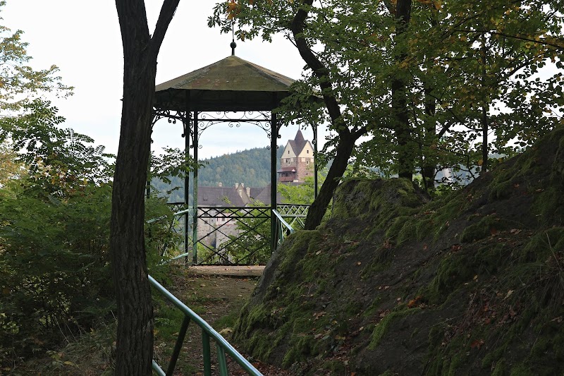 Parkoviště P7 Pod lesem - Parkoviště P7 Pod lesem, 357 33 Loket, Czechia