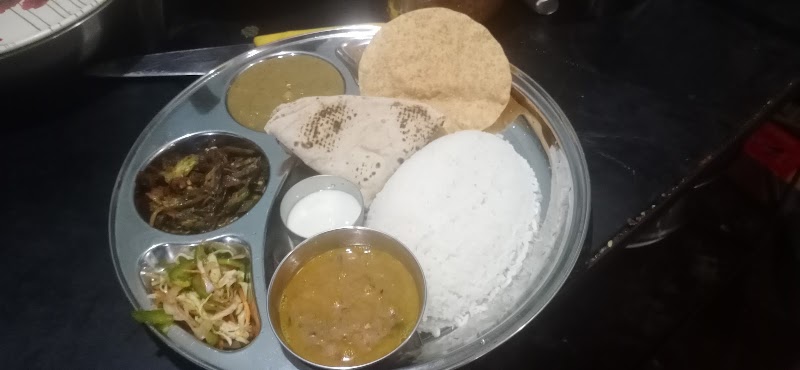 Royal Foodland - Royal Foodland, FR9W+6MJ, Cabesa Ward, Santa Cruz, Goa 403005, India