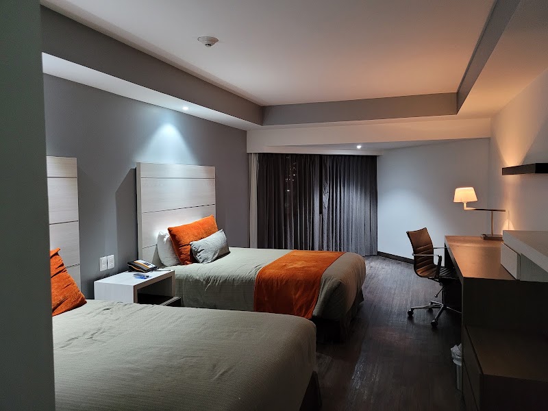 Hotel Real Inn Tijuana - Hotel Real Inn Tijuana, P.º de los Héroes 9902, Zona Urbana Rio Tijuana, 22010 Tijuana, B.C., Mexico