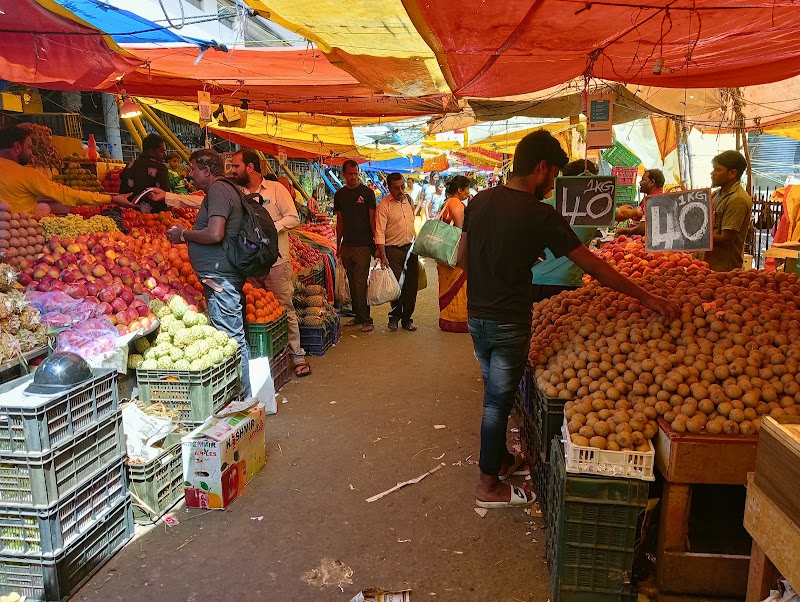 Sunday Market - Sunday Market Arcot Srinivasa Char Cross St, SKR Market, Old Tharagupet, Mamulpet, Chickpet, Bengaluru, Karnataka 560002, India