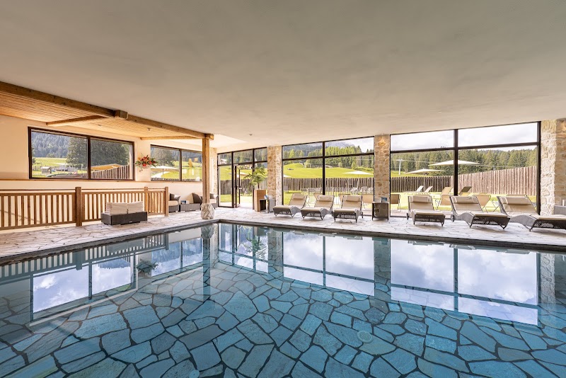 Monte Pana - Dolomites Hotel - Monte Pana - Dolomites Hotel Streda Pana, 45, 39047 Santa Cristina Valgardena BZ, Italy