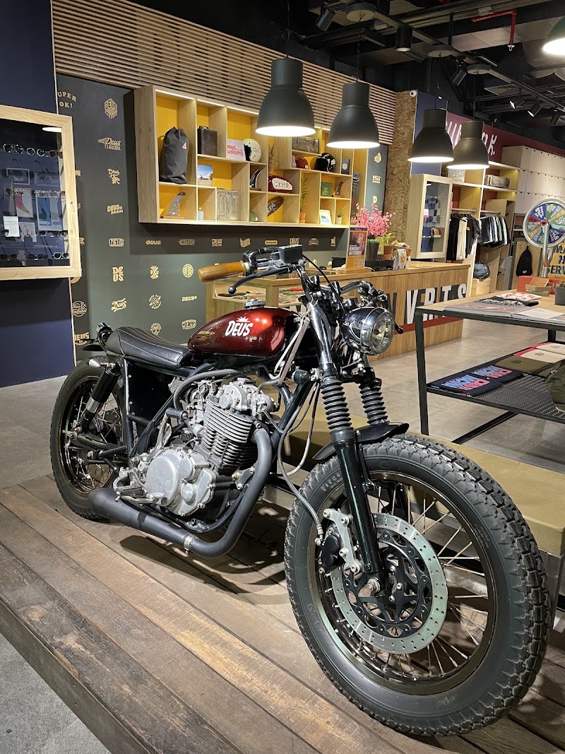 Deus Ex Machina - Kuta - Deus Ex Machina - Kuta, Kuta, Badung Regency, Bali 80361, Indonesia