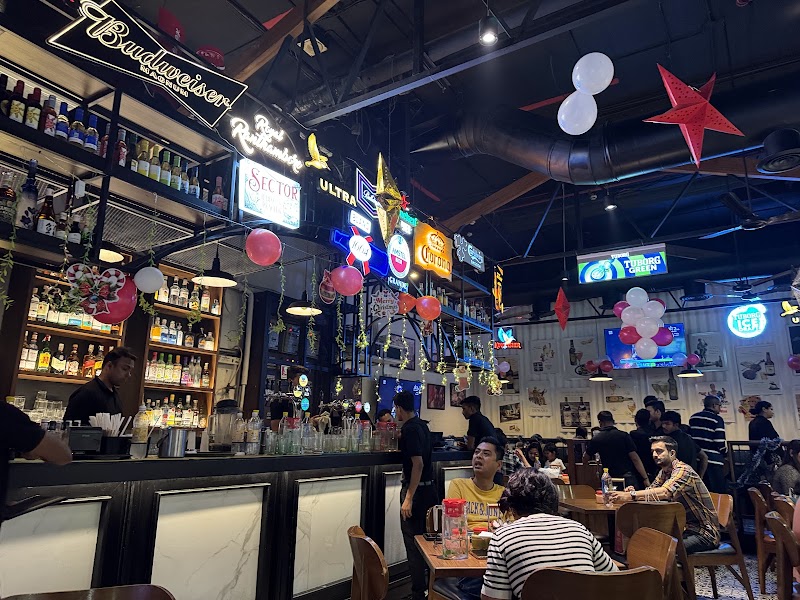Urban Tadka Ghatkopar - Urban Tadka Ghatkopar Food Court, R City Mall, 3rd Floor, Lal Bahadur Shastri Marg, Amrut Nagar, Ghatkopar West, Mumbai, Maharashtra 400086, India