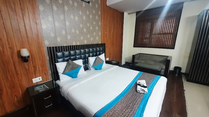 Hotel Swiss International by Swati - Hotel Swiss International by Swati Gate No 1, 15, opp. JP Sidhartha, Block 13, East Patel Nagar, Patel Nagar, New Delhi, Delhi 110008, India