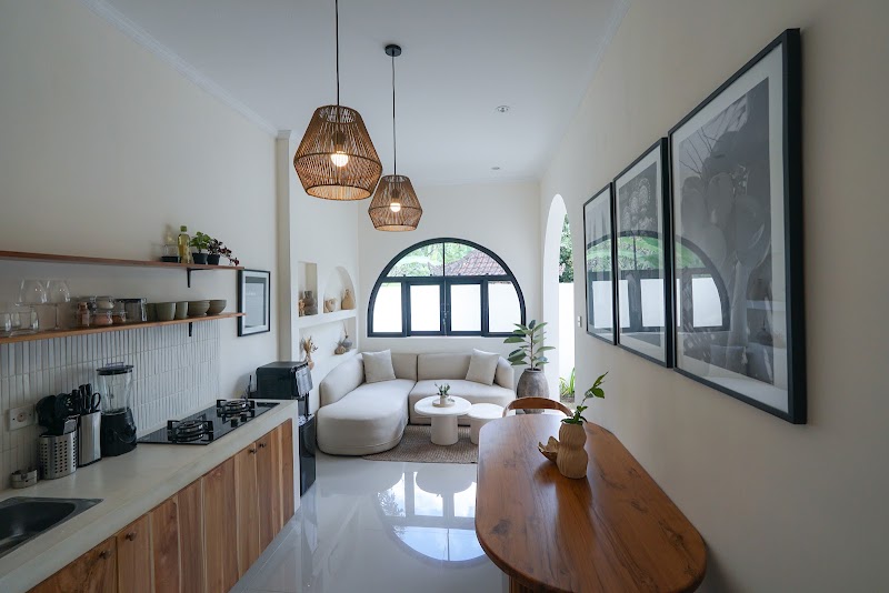 Villa Suksma Canggu - Villa Suksma Canggu JI. Pantai Batu Mejan, JI Jl. Canggu Padang Linjong No.74E, Canggu, Kec. Kuta Utara, Kabupaten Badung, Bali 80351, Indonesia