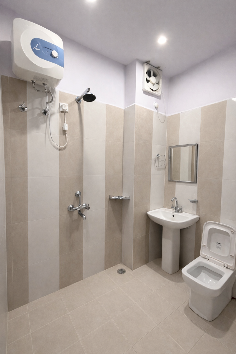 Hotel Saidham Joshimath - Hotel Saidham Joshimath NEAR AULI ROPWAY SHREE, TCP BAZAR, Badrinath Marg, Joshimath, Uttarakhand 246443, India