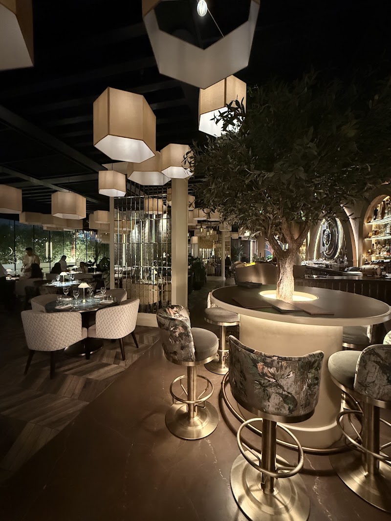 The Banc Dubai - Restaurant & Bar - The Banc Dubai - Restaurant & Bar Renaissance Hotel - 188 Marasi Dr - Business Bay - Dubai - United Arab Emirates