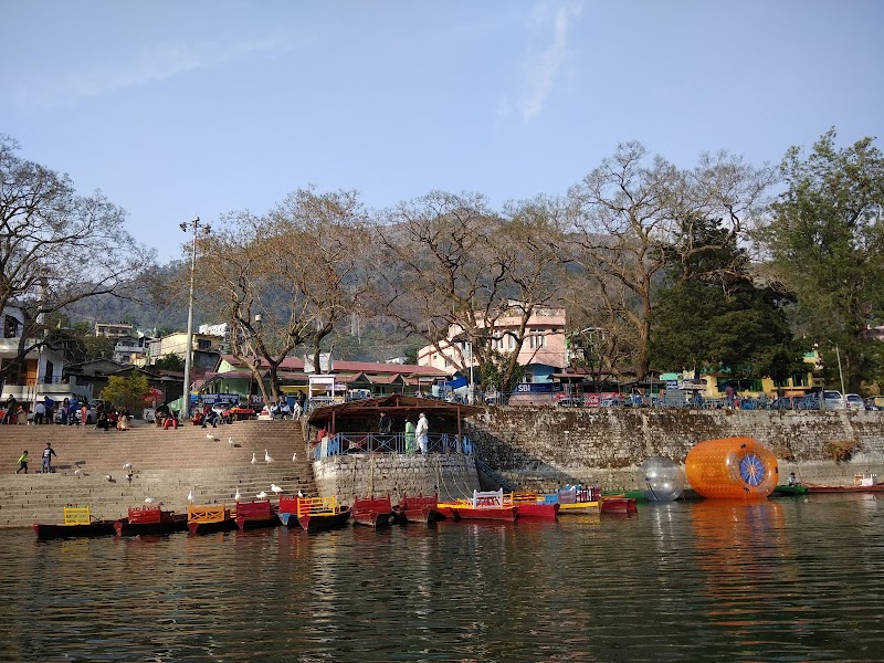 KMVN Tourist Rest House Bhimtal - KMVN Tourist Rest House Bhimtal TRH Bhimtal Rd, Bhimtal, Uttarakhand 263136, India