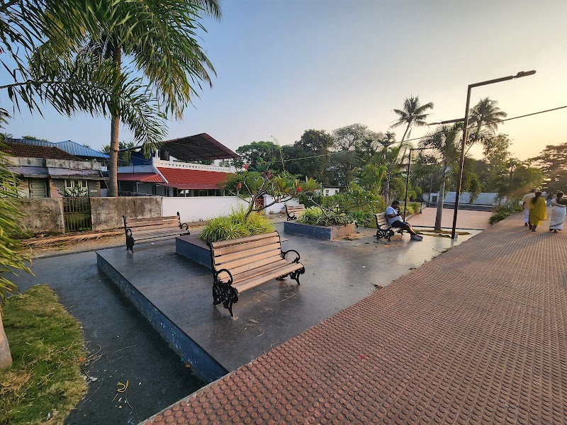 Fort Vypin Beach Park - Fort Vypin Beach Park, X6CR+XRX, Church Lane Number 4, Fort Vypin, Vypin, Kochi, Keralam 682508, India