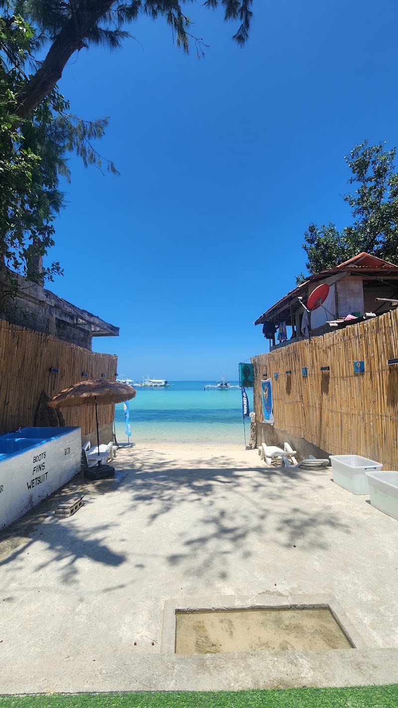 Lighthouse Scuba Diving - Lighthouse Scuba Diving, Logon Beach Daanbantayan Logon, Daanbantayan, 6013 Cebu, Philippines