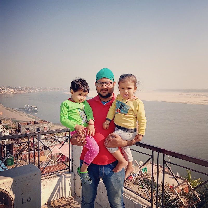RAHUL GUEST HOUSE - RAHUL GUEST HOUSE N.1/15-D-10-, Gangotri Vihar Colony, Near Ravidas Park, Nagwa Lanka, Varanasi, Uttar Pradesh 221005, India