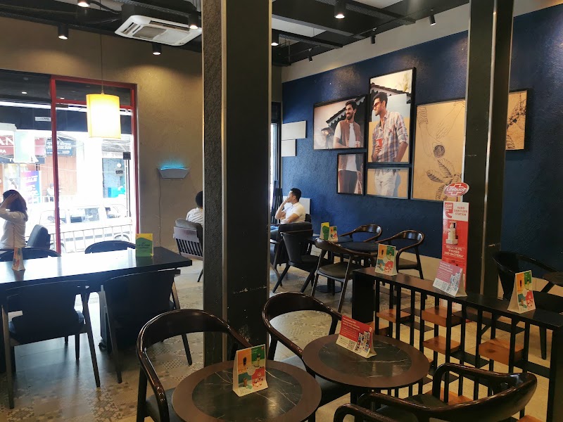 Café Coffee Day - Café Coffee Day Holding No 7, 42, Main Rd, Mintri Bhavan, Kalimpong, West Bengal 734301, India