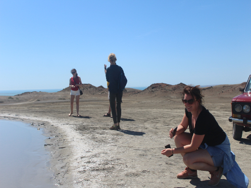 Gobustan & Mud Volcanoes tour - Gobustan & Mud Volcanoes tour AHmad Rajably 209a, 3/31 MZ PLAZA, Bakı, Azerbaijan