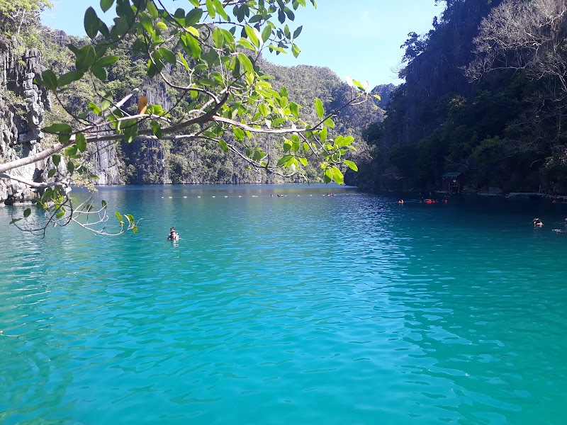Pirates Diving Center - Pirates Diving Center Banquang Main highway, Barrangay 5, Coron, 5316 Palawan, Philippines