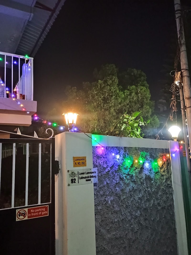Royal Pine Homestay Shillong - Royal Pine Homestay Shillong house number 92, ward no 3, lower lummowrie, Laitumkhrah, Shillong, Meghalaya 793003, India