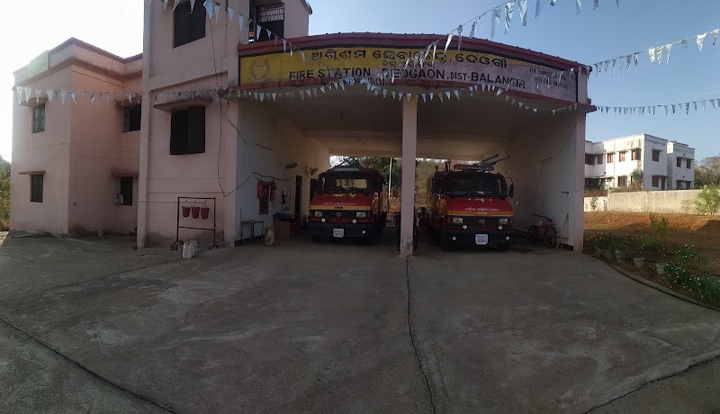 Deogaon Fire Station - Deogaon Fire Station HC8G+553, Bhawanipatna - Balangir Hwy, Deogan, Odisha 767029, India