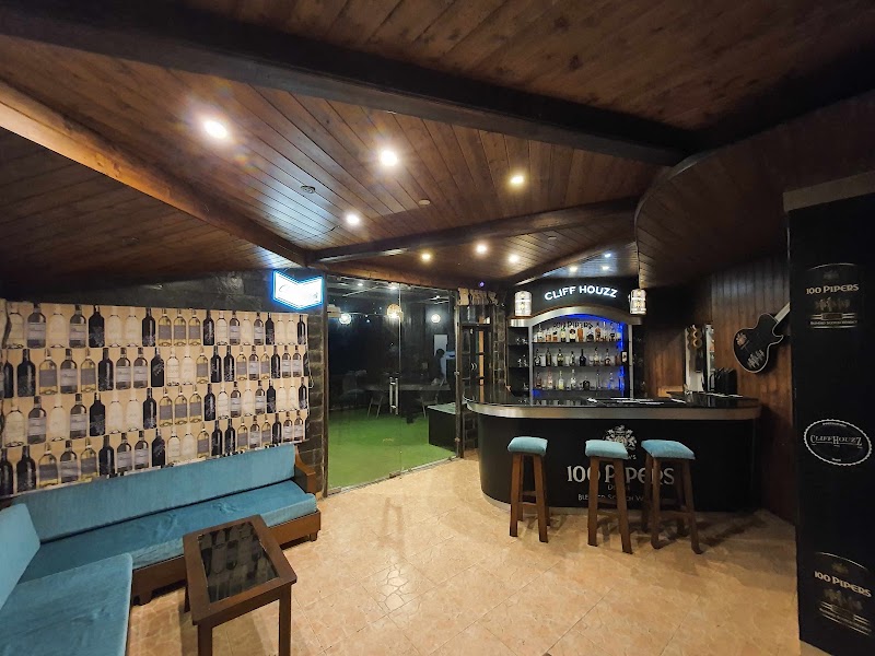 Winnies Holiday Resort & Spa Kasauli - Winnies Holiday Resort & Spa Kasauli Village Sanawar on Main Dharampur Kasauli Road 1 Km after Pinegrove School Sanawar Resorts, Sanawar, Tehsil, Kasauli, Himachal Pradesh 173202, India